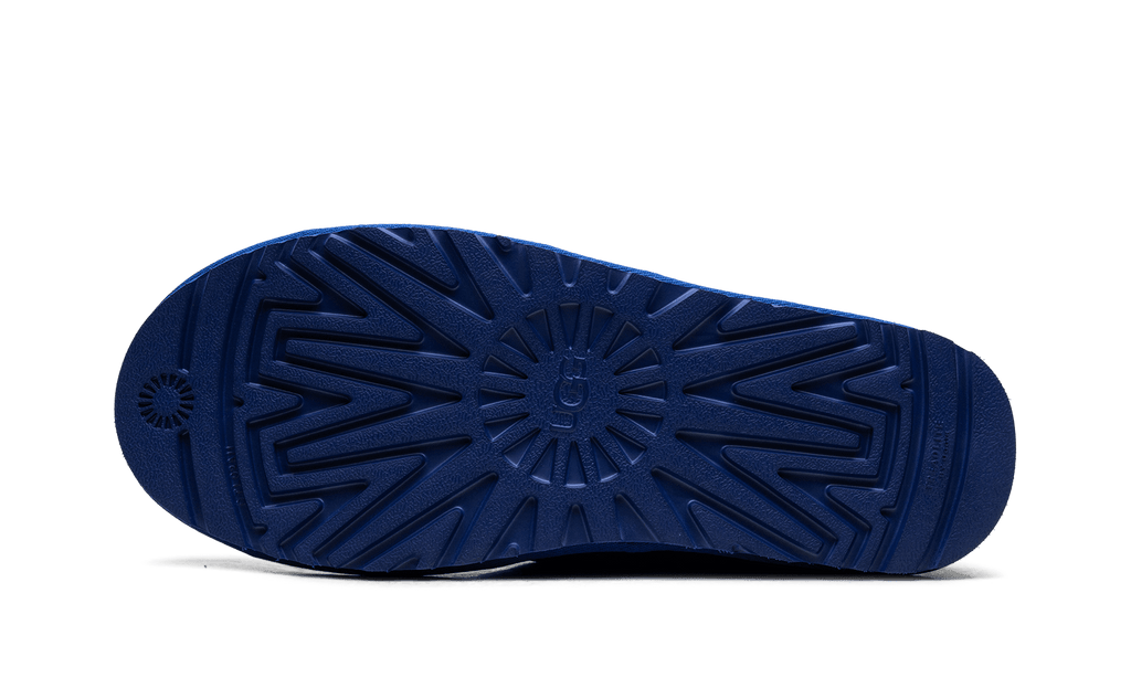 UGG MENS Neumel Boot "Classic Blue" 3236 CBL 3236 CBL from Stadium Goods