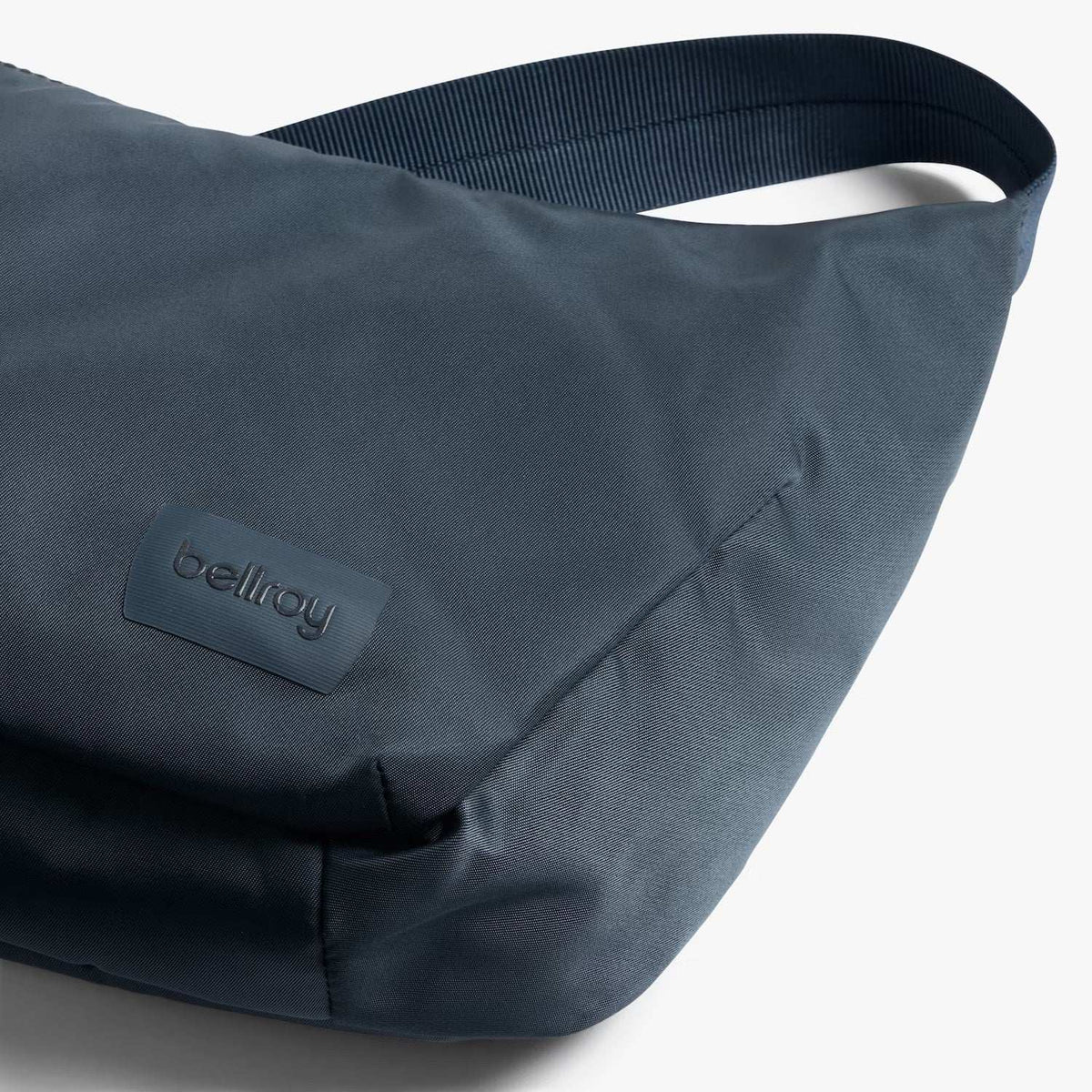 Bellroy Laneway Crescent Bag
