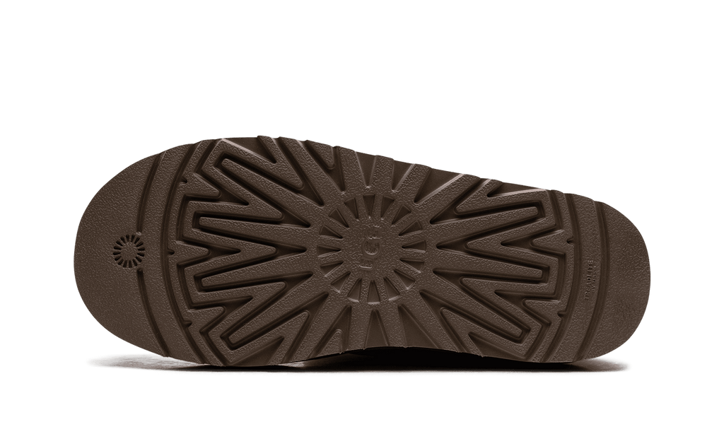 UGG GRADE SCHOOL Classic Mini Platform Boot GS "Chestnut" 1143700K CHE 1143700K CHE from Stadium Goods