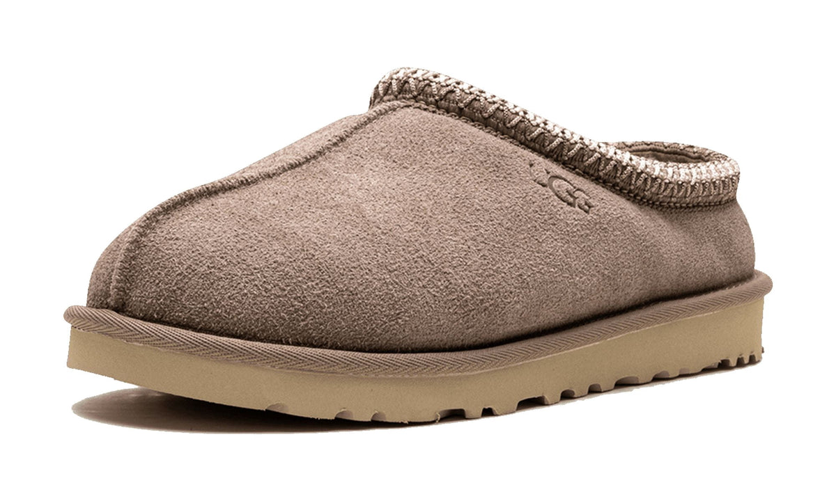 UGG MENS Tasman Slipper "Caribou" 5950 CRBO from Stadium Goods