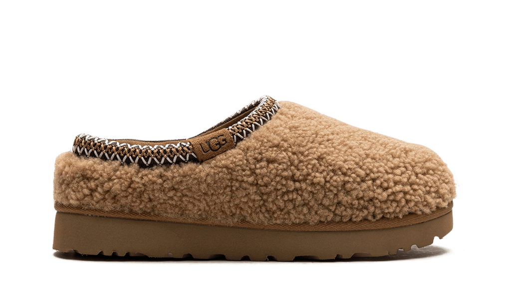 UGG WOMENS Tasman Maxi Curly Slipper Womens "Chestnut" 1158356 CHE 1158356 CHE from Stadium Goods