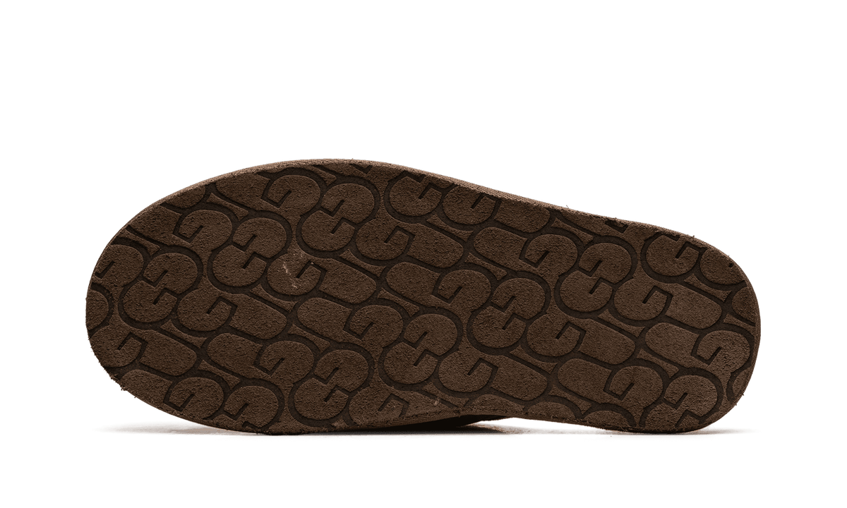 UGG MENS Scuff Slippers "Chestnut" 1101111 CHE 1101111 CHE from Stadium Goods