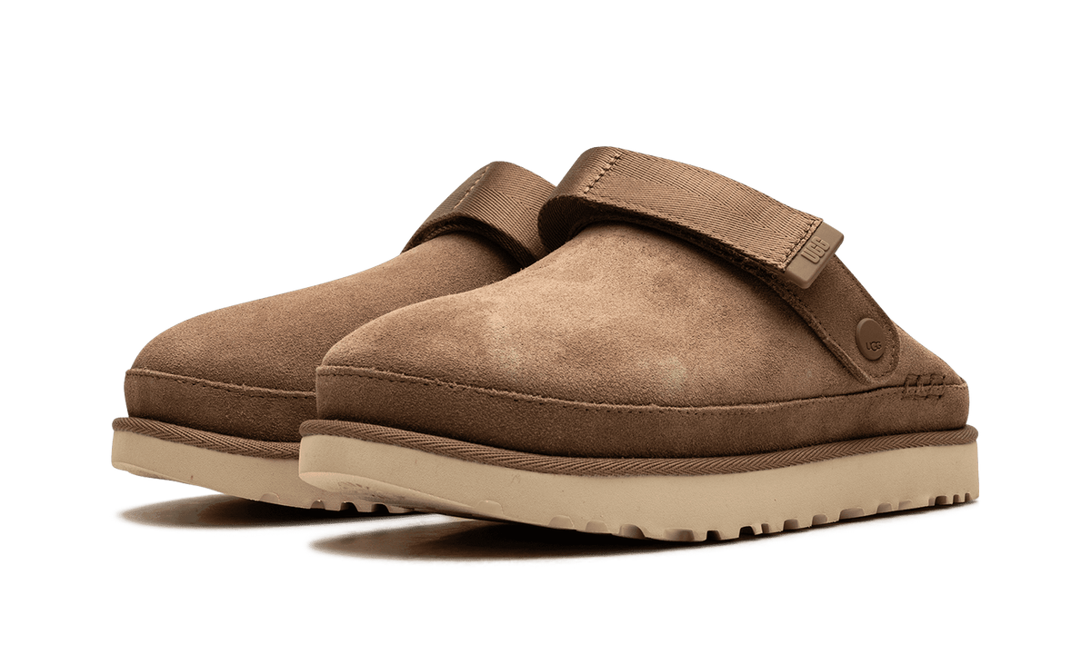 UGG WOMENS Goldenstar Clog Womens "Chestnut" 1138252 CHE 1138252 CHE from Stadium Goods