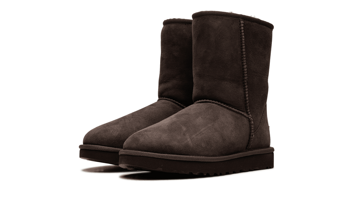 UGG WOMENS Classic Short II Womens "Burnt Cedar" 1016223 BCDR 1016223 BCDR from Stadium Goods