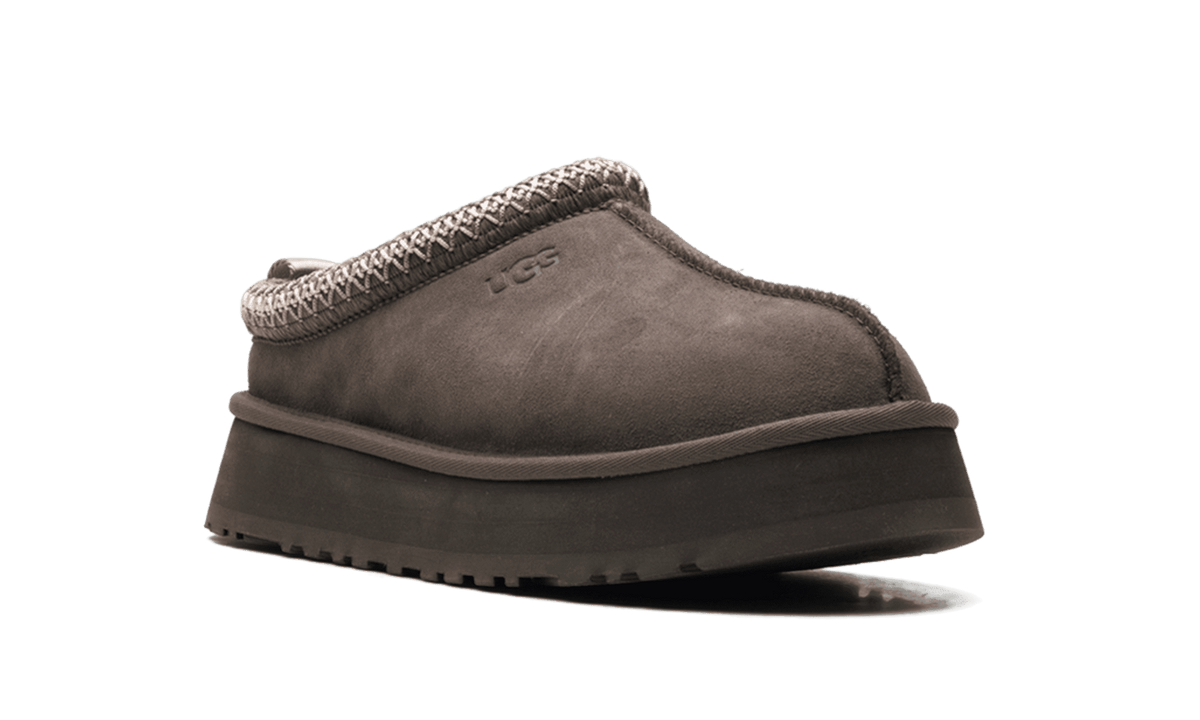 UGG WOMENS Tazz Slipper Womens "Molasses" 1122553 MLSS 1122553 MLSS from Stadium Goods