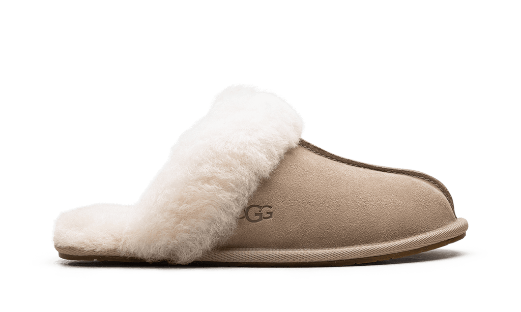 UGG WOMENS Scuffette II Womens "Sand" 1106872 SAN 1106872 SAN from Stadium Goods
