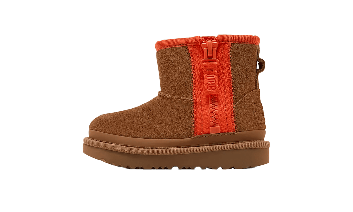 UGG TODDLER Mini Zipper Tape Logo Boot TD "Chestnut" 1143699T CHE 1143699T CHE from Stadium Goods