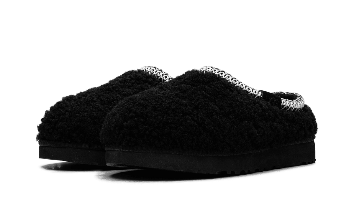 UGG WOMENS Tasman Maxi Curly Slipper Womens "Black" 1158356 BLK 1158356 BLK from Stadium Goods