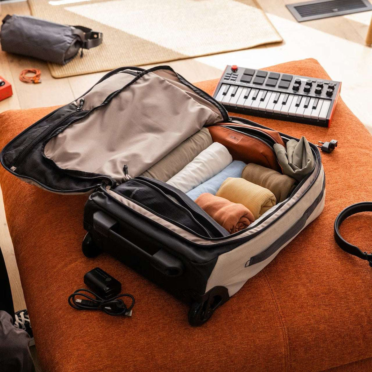 Bellroy Lite Carry-On