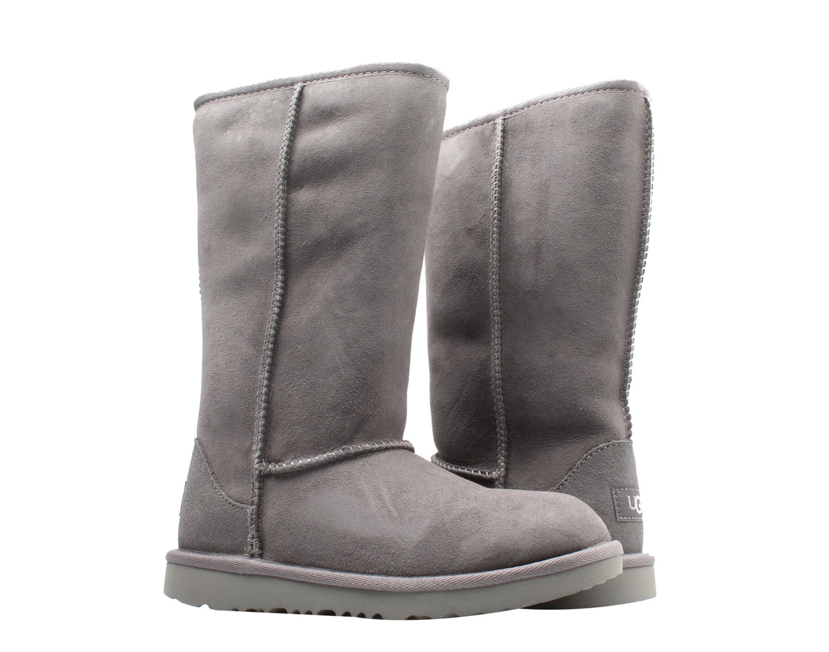 UGG Australia Classic Tall II Big Kids Boots Size 4